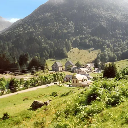 Maison Confortable Proche Des Pistes A Sainte-marie De Campan *